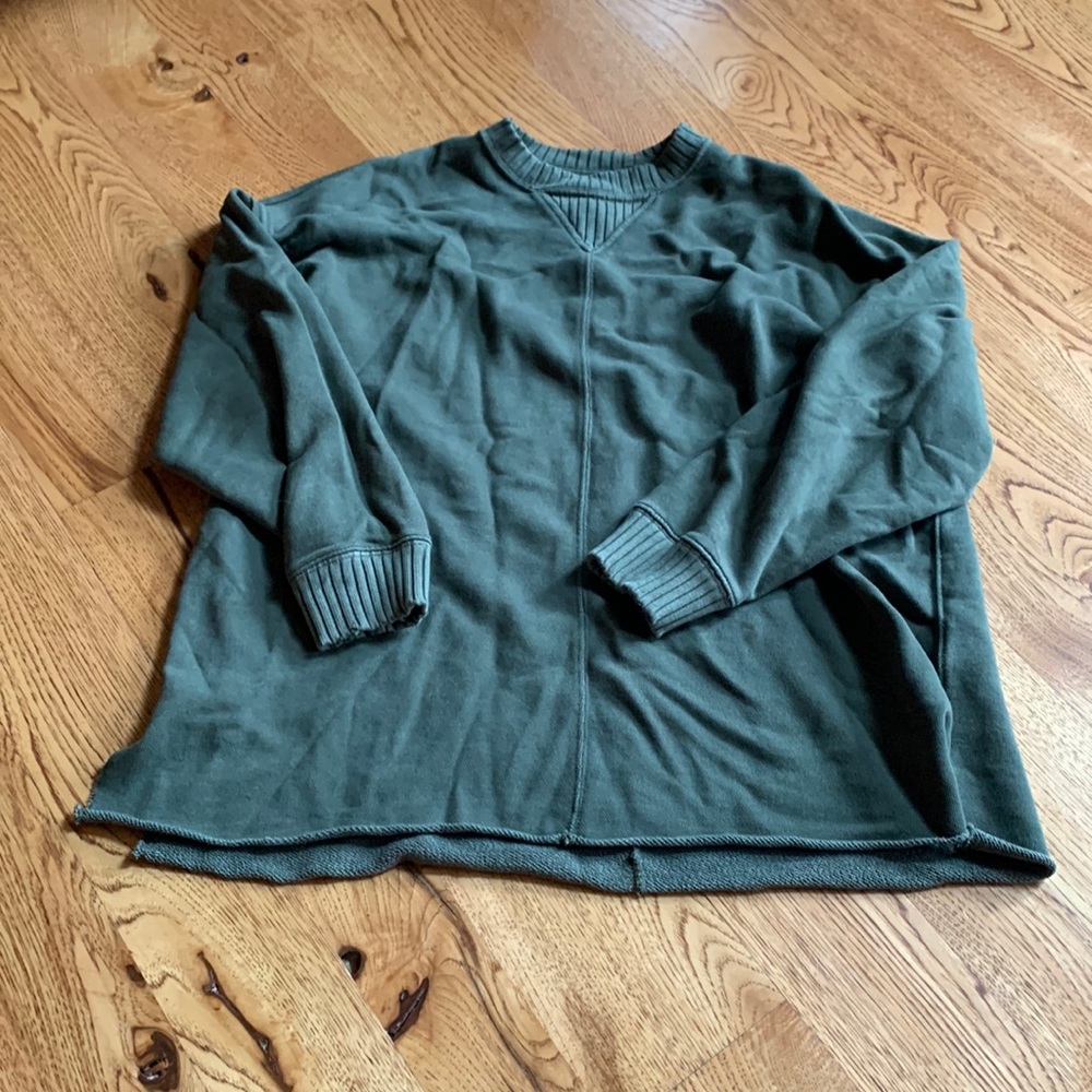 Oversized sweatshirt